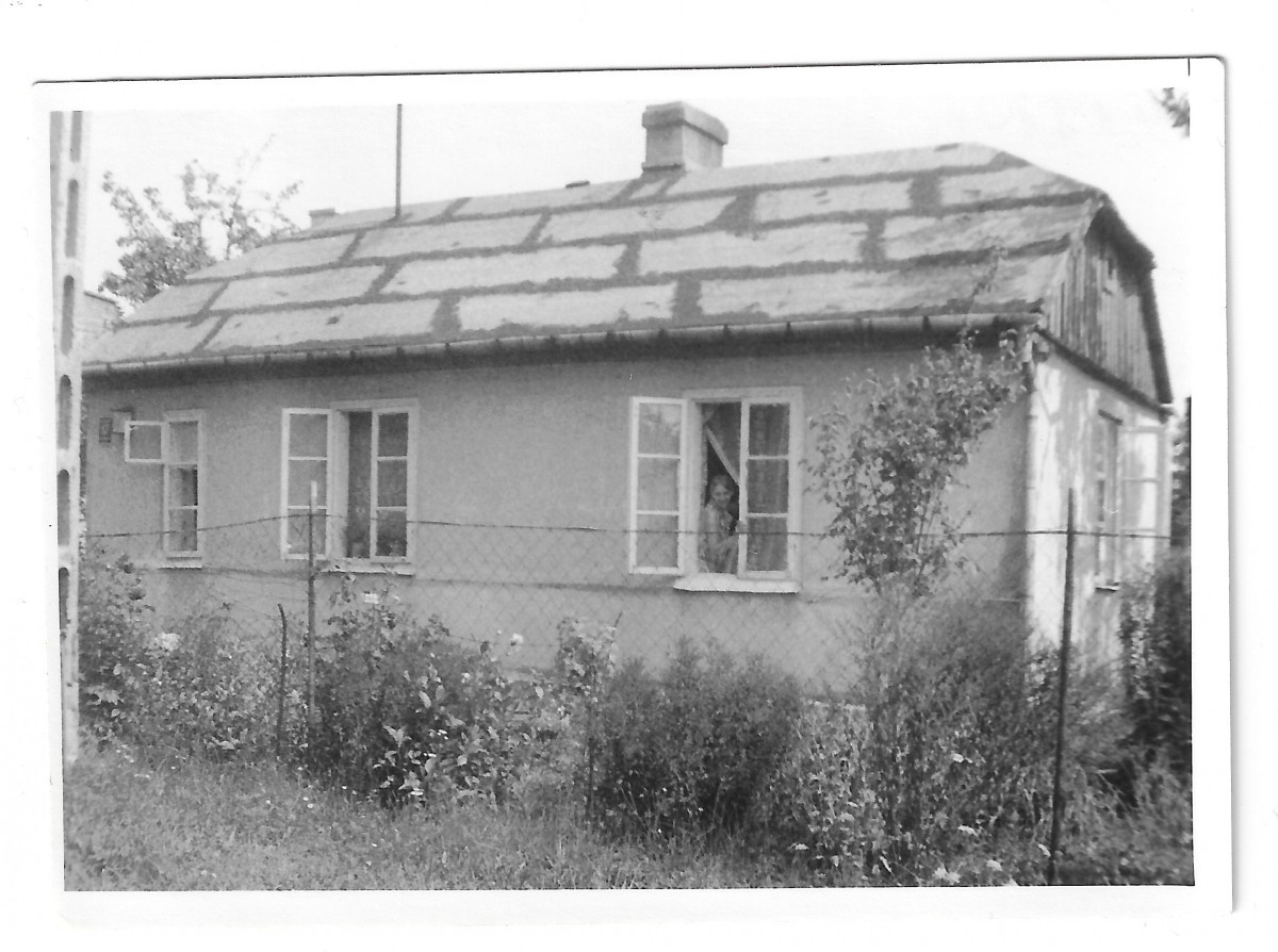 03-Zdjecie_2023-04-16_145109Dom-ul.Kusocinskiego-17-foto.1970-71