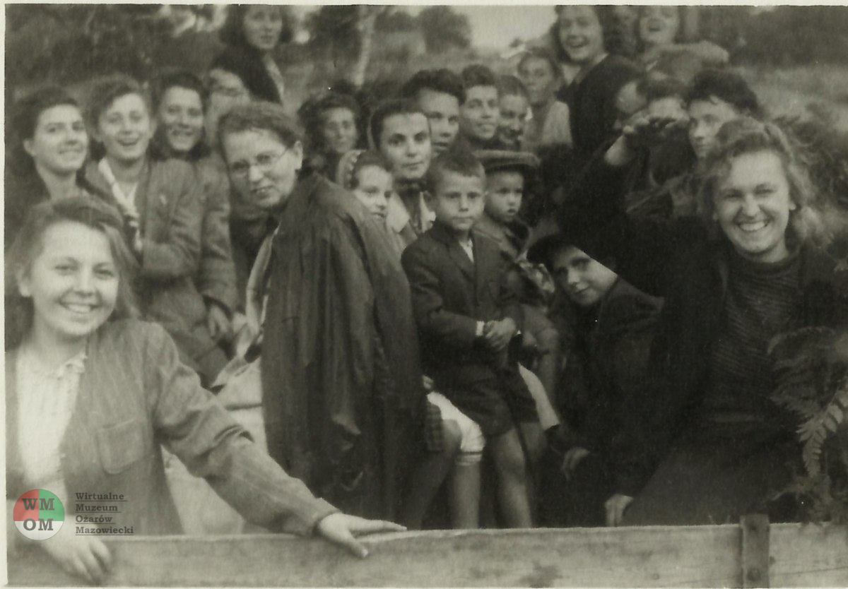 na-bryczce-1949-50-fot-Alina-Ignaszak