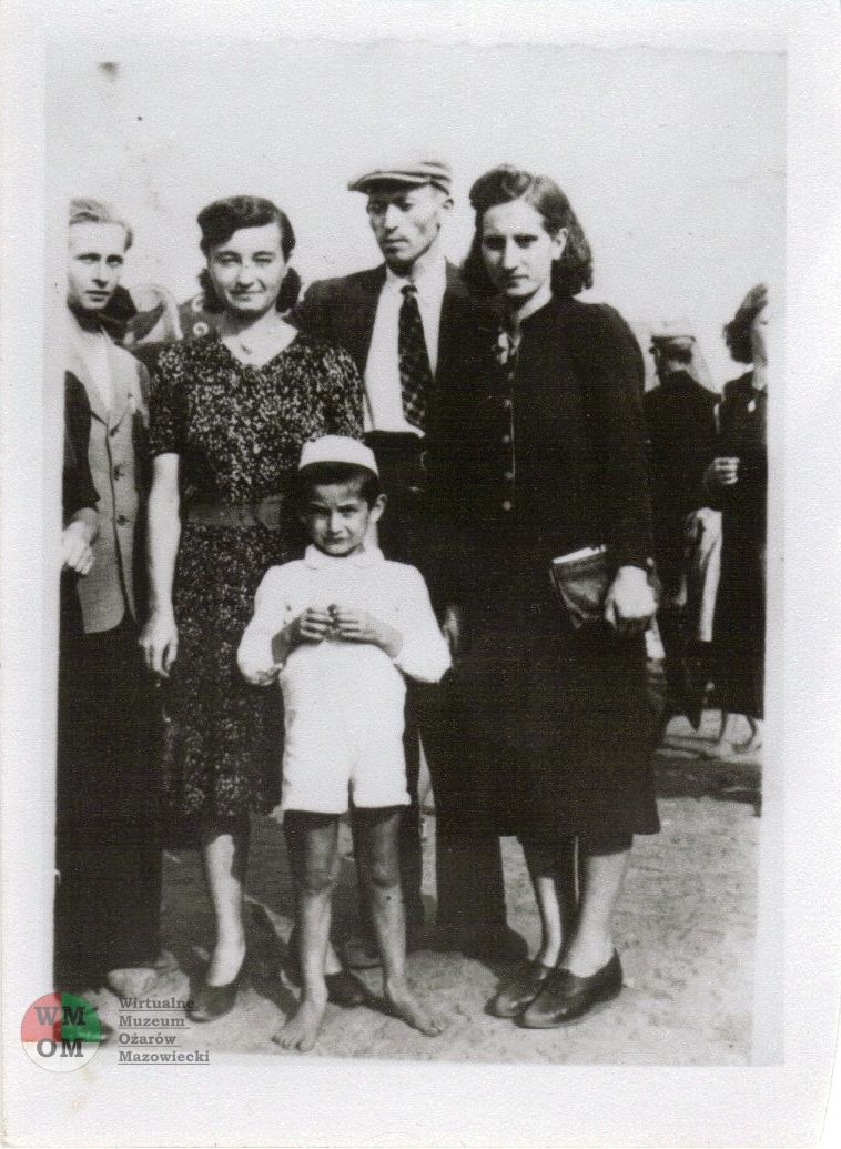 od-prawej-rodzice-Jan-i-Stanislawa-Radwan-przed-wojna