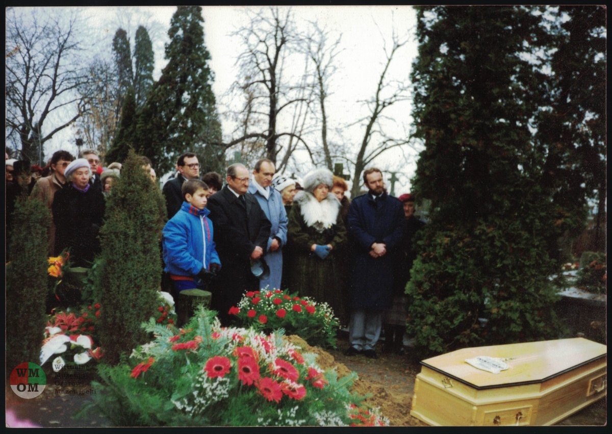 52-C51-CI15032020_0001-27-11-1991-pogrzeb-Stanislawa-Grabczewskiego